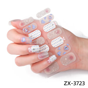 Nail Art Herzensfreude